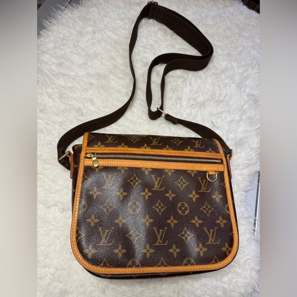 LOUIS VUITTON Monogram Bosphore PM Messenger Bag - Picture 1 of 17